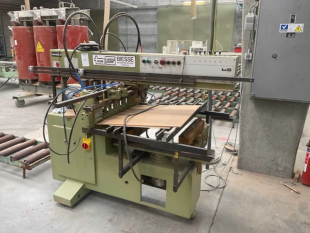1985 biesse forecon meerspillige boormachine- houtbewerking - houtbewerkingsmachines - afbeelding 1 van  6