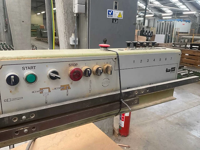 1985 biesse forecon meerspillige boormachine- houtbewerking - houtbewerkingsmachines - afbeelding 6 van  6