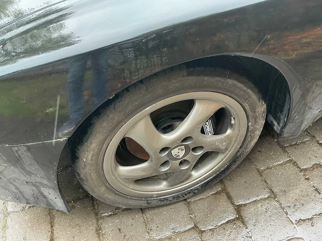 1985 porsche 944 met turbokit - afbeelding 8 van  33