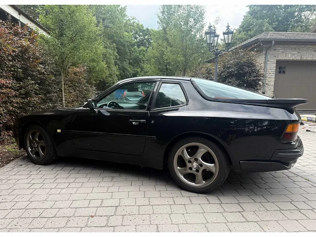 1985 porsche 944 met turbokit - afbeelding 28 van  33