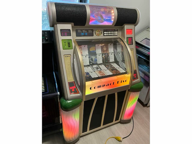 1985 seeburg eusc2 jukebox - afbeelding 2 van  9