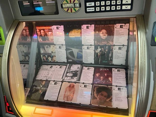 1985 seeburg eusc2 jukebox - afbeelding 5 van  9