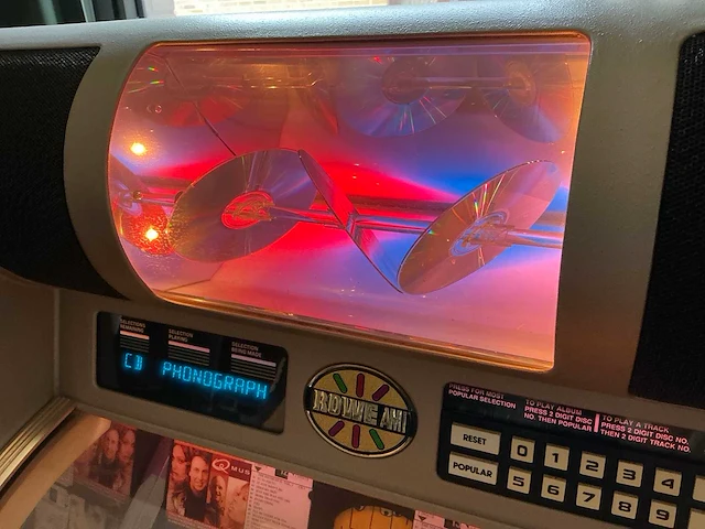 1985 seeburg eusc2 jukebox - afbeelding 6 van  9