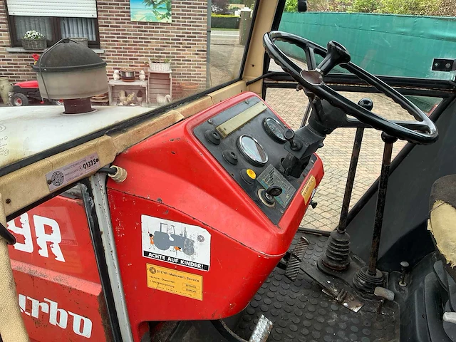 1985 steyr 8080a turbo vierwielaangedreven landbouwtractor - afbeelding 18 van  29