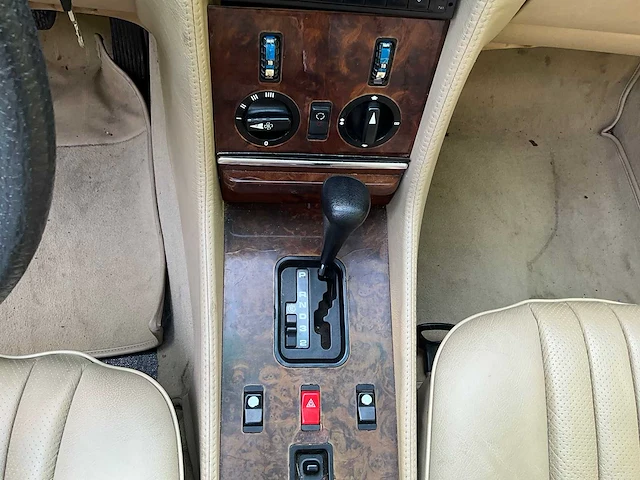 1986 - mercedes-benz 300sl - oldtimer - afbeelding 32 van  53