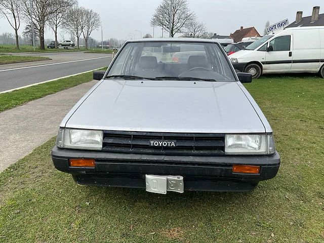 1986 - toyota corolla - oldtimer - afbeelding 12 van  27
