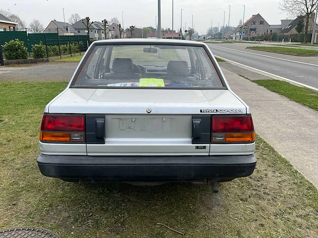 1986 - toyota corolla - oldtimer - afbeelding 24 van  27
