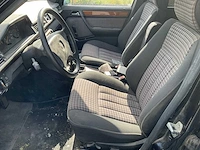 1986 mercedes-benz 250 oldtimer - afbeelding 4 van  21
