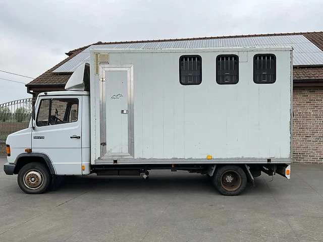 1986 mercedes-benz lichte vracht veewagen oldtimer - afbeelding 29 van  31