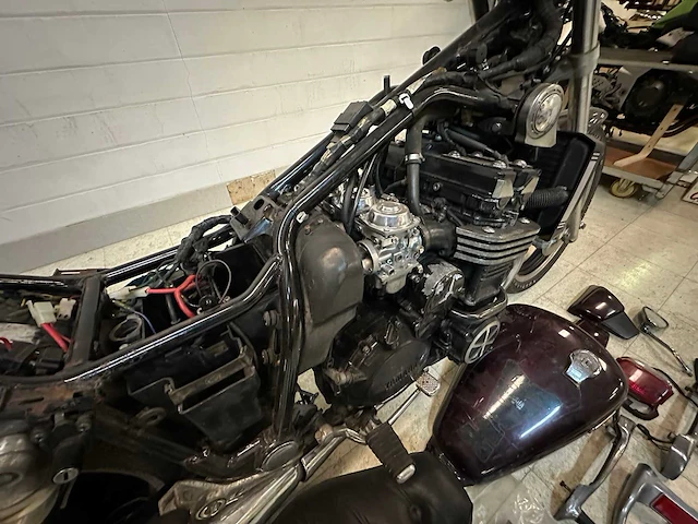 1986 yamaha xj700 xnc motorfiets - afbeelding 20 van  35