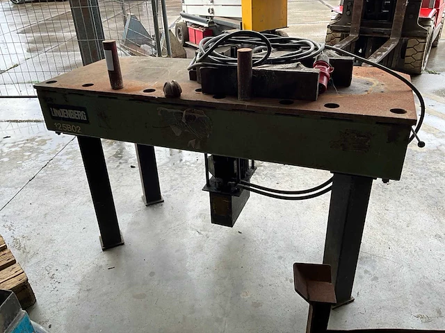 1987 a. lindenberg rbp-6 hydraulische pers - afbeelding 1 van  6