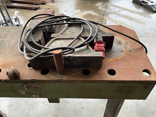 1987 a. lindenberg rbp-6 hydraulische pers - afbeelding 2 van  6