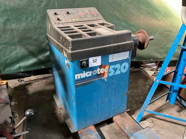 1987 beissbarth microtec 520 banden balanceer apparaat - afbeelding 1 van  5