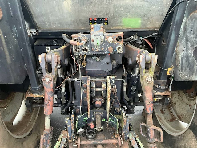 1987 deutz-fahr dx6.10 vierwielaangedreven landbouwtractor - afbeelding 10 van  30