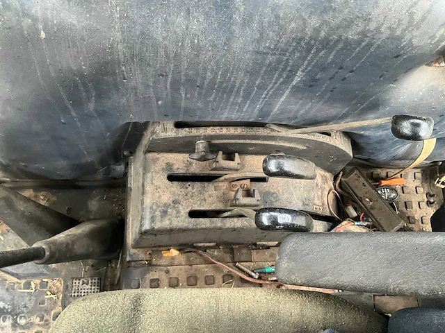 1987 deutz-fahr dx6.10 vierwielaangedreven landbouwtractor - afbeelding 19 van  30