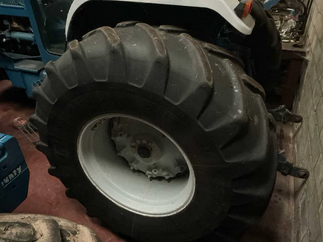 1987 ford tw-35 vierwielaangedreven landbouwtractor - afbeelding 11 van  33