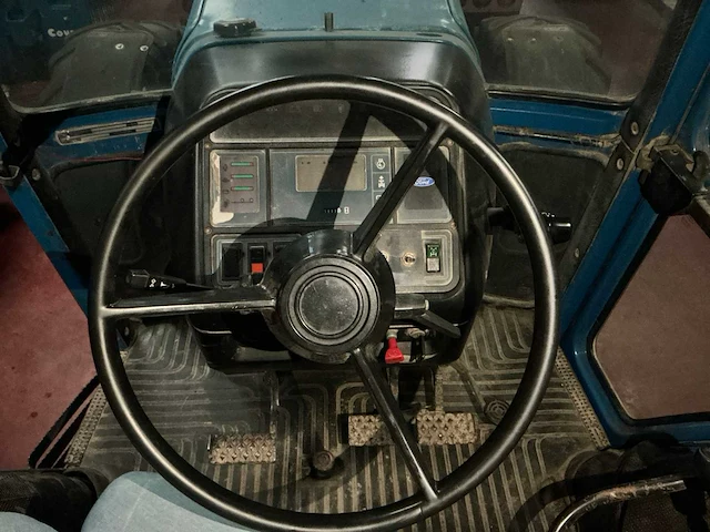 1987 ford tw-35 vierwielaangedreven landbouwtractor - afbeelding 23 van  33