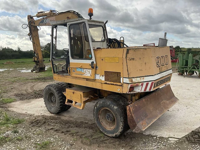 1987 liebherr a9003 banden graafmachine - afbeelding 14 van  20