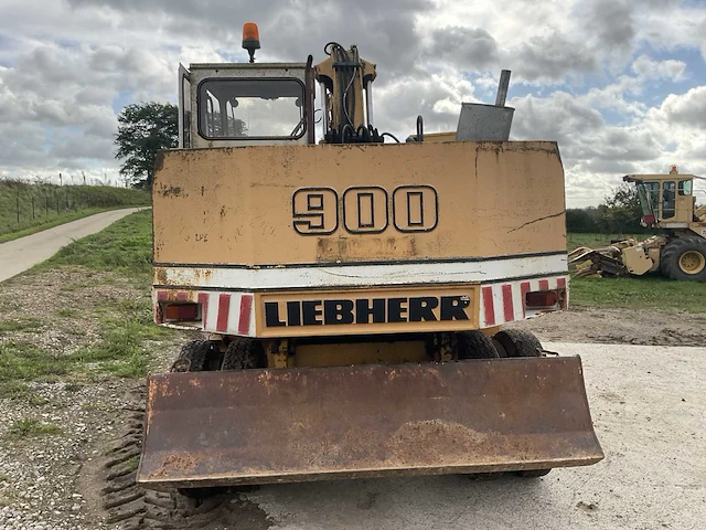 1987 liebherr a9003 banden graafmachine - afbeelding 15 van  20