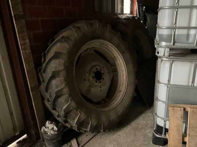 1987 massey ferguson mf399s4ws tweewielaangedreven landbouwtractor - afbeelding 26 van  33