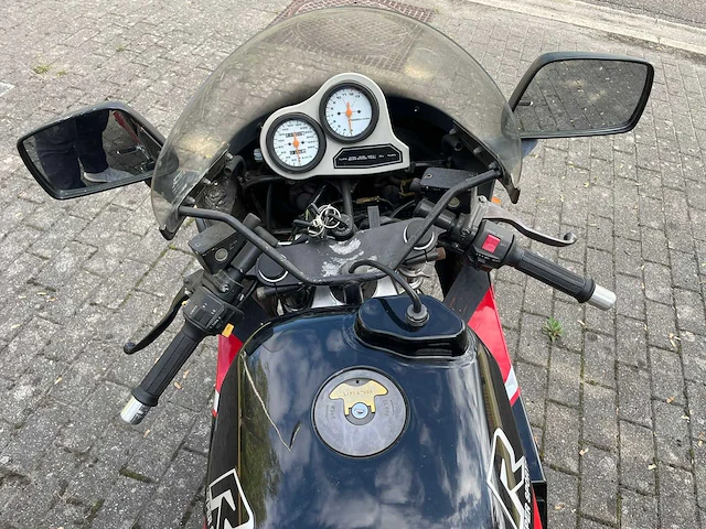 1987 suzuki gsx r1100 - afbeelding 10 van  14