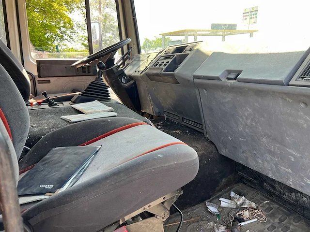1987 volvo fl6 kipper manuele transmissie - afbeelding 14 van  26