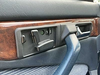 1988 - mercedes 500sec v8 - afbeelding 18 van  49