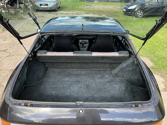 1988 - porsche 944 s - oldtimer - afbeelding 16 van  43