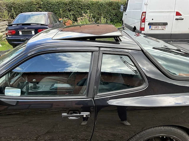 1988 - porsche 944 s - oldtimer - afbeelding 32 van  43