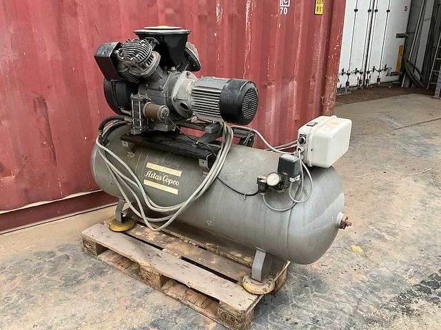1988 atlas copco lt8 zuigercompressor - afbeelding 1 van  13