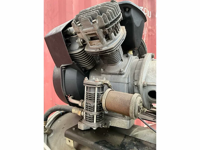 1988 atlas copco lt8 zuigercompressor - afbeelding 11 van  13