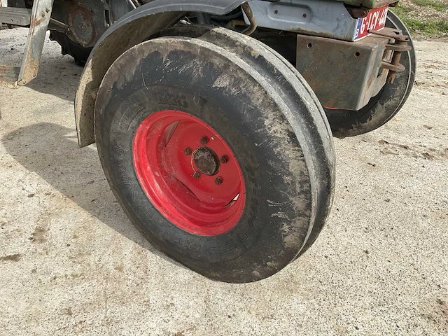 1988 fendt 304ls farmer turbomatik tweewielaangedreven landbouwtractor - afbeelding 2 van  25