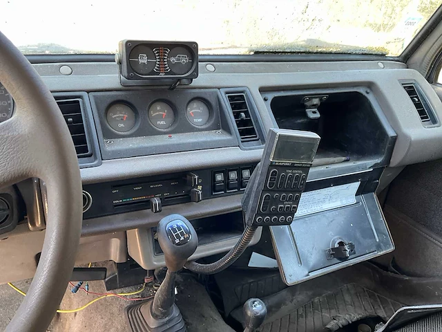 1988 isuzu trooper lichte vrachtwagen - afbeelding 3 van  20