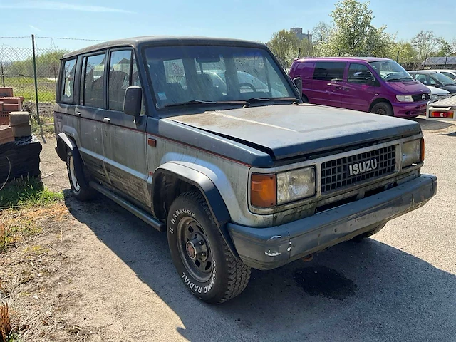 1988 isuzu trooper lichte vrachtwagen - afbeelding 16 van  20