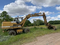 1988 liebherr a 902 banden graafmachine - afbeelding 8 van  15
