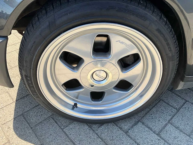 1988 mercedes 260e oldtimer 6 cilinder - afbeelding 16 van  59