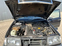 1988 mercedes 260e oldtimer 6 cilinder - afbeelding 21 van  59