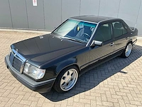 1988 mercedes 260e oldtimer 6 cilinder - afbeelding 2 van  59