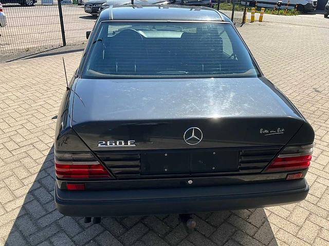 1988 mercedes 260e oldtimer 6 cilinder - afbeelding 7 van  59