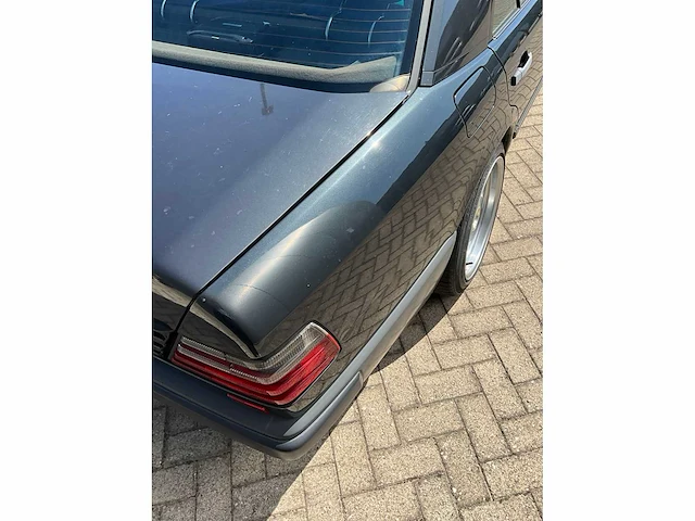 1988 mercedes 260e oldtimer 6 cilinder - afbeelding 8 van  59