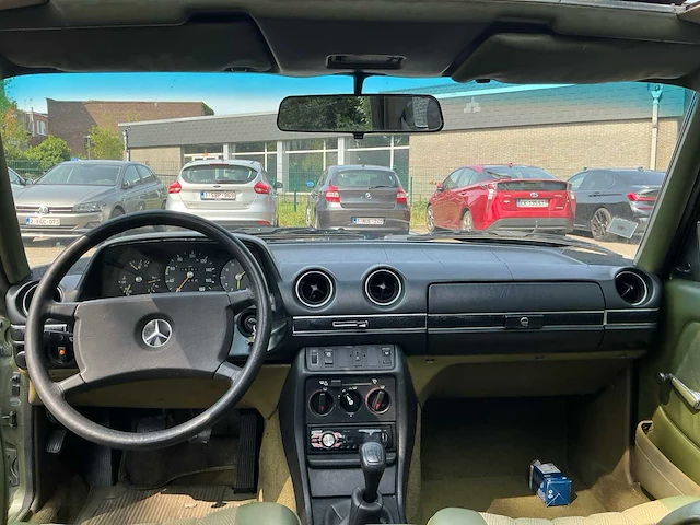 1988 mercedes-benz oldtimer 300d met airco - afbeelding 2 van  24