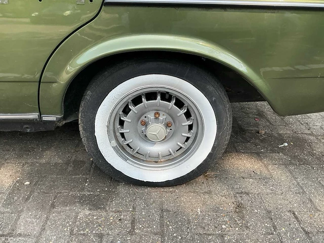 1988 mercedes-benz oldtimer 300d met airco - afbeelding 6 van  24
