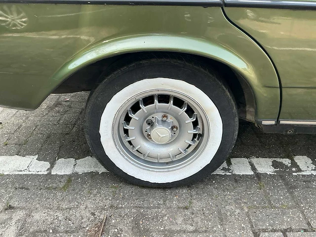 1988 mercedes-benz oldtimer 300d met airco - afbeelding 7 van  24