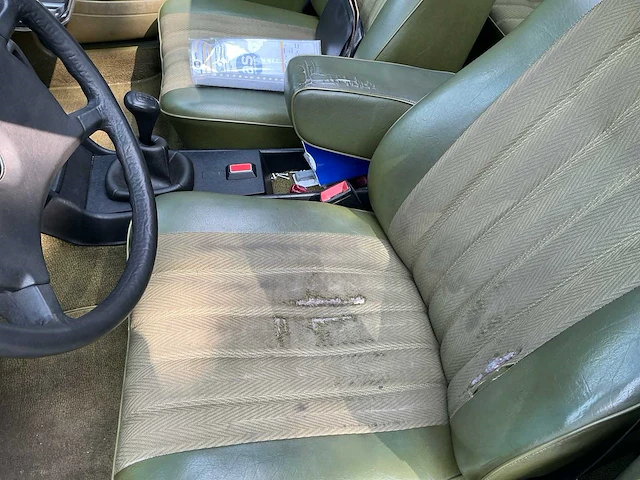 1988 mercedes-benz oldtimer 300d met airco - afbeelding 16 van  24