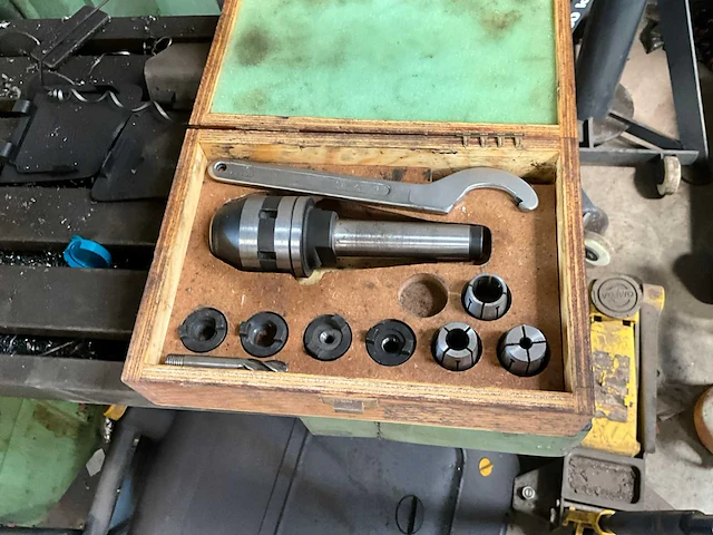 1988 rong fu rf-30b boorfreesmachine - afbeelding 4 van  35