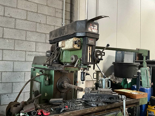 1988 rong fu rf-30b boorfreesmachine - afbeelding 33 van  35