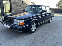 1988 volvo - 240dl - oldtimer - afbeelding 1 van  38