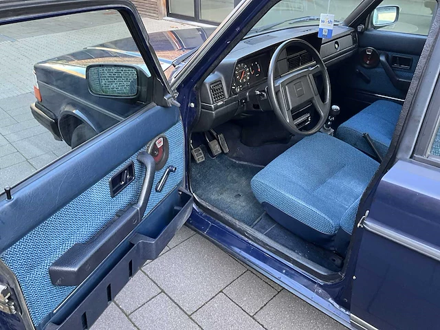 1988 volvo - 240dl - oldtimer - afbeelding 22 van  38