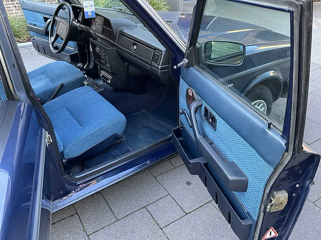 1988 volvo - 240dl - oldtimer - afbeelding 30 van  38