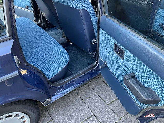 1988 volvo - 240dl - oldtimer - afbeelding 31 van  38